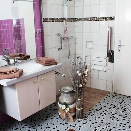 아파트호텔 Waldhof Grasel Neuhaus (Baden)